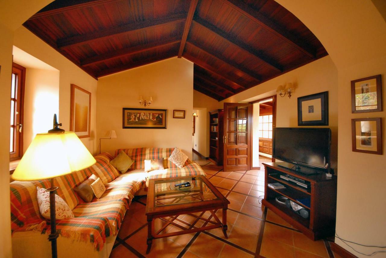 Hébergement de vacances Casa Strelizia - *
